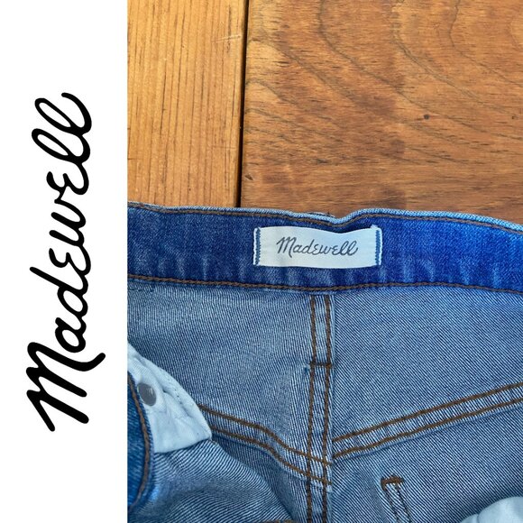 Like New The High-Rise Slim Boyjean Raw Hem Straight Leg Everyday Denim, Sz 24 - Picture 4 of 5